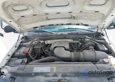 2003 Ford F-150 Xl/Xlt z USA, uszkodzony, nr VIN 1FTRF17W03NB32849